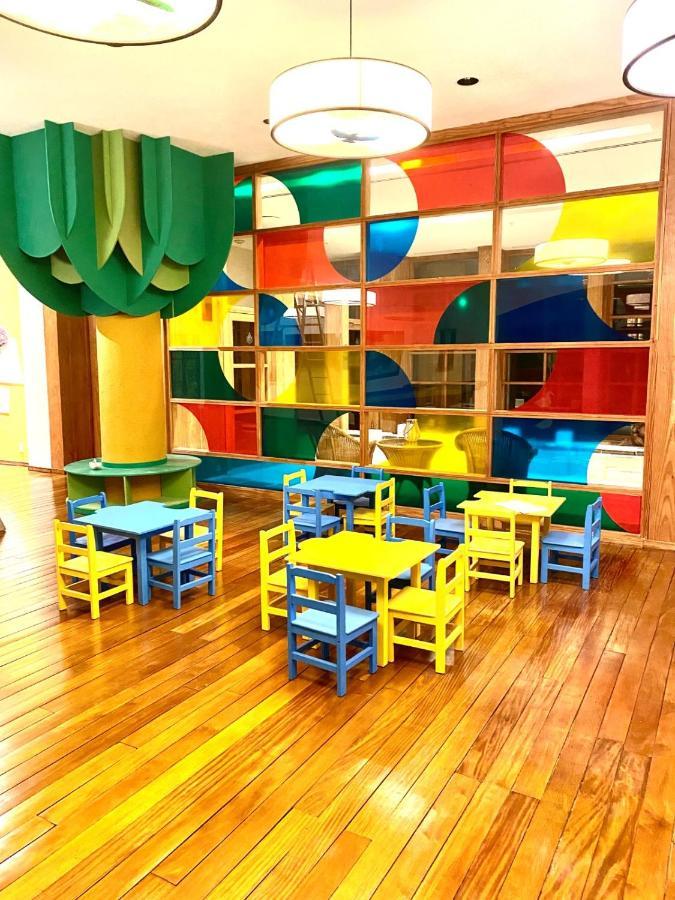 Sheraton Colonia Golf And Spa Resort Colonia del Sacramento Esterno foto The Children's Library