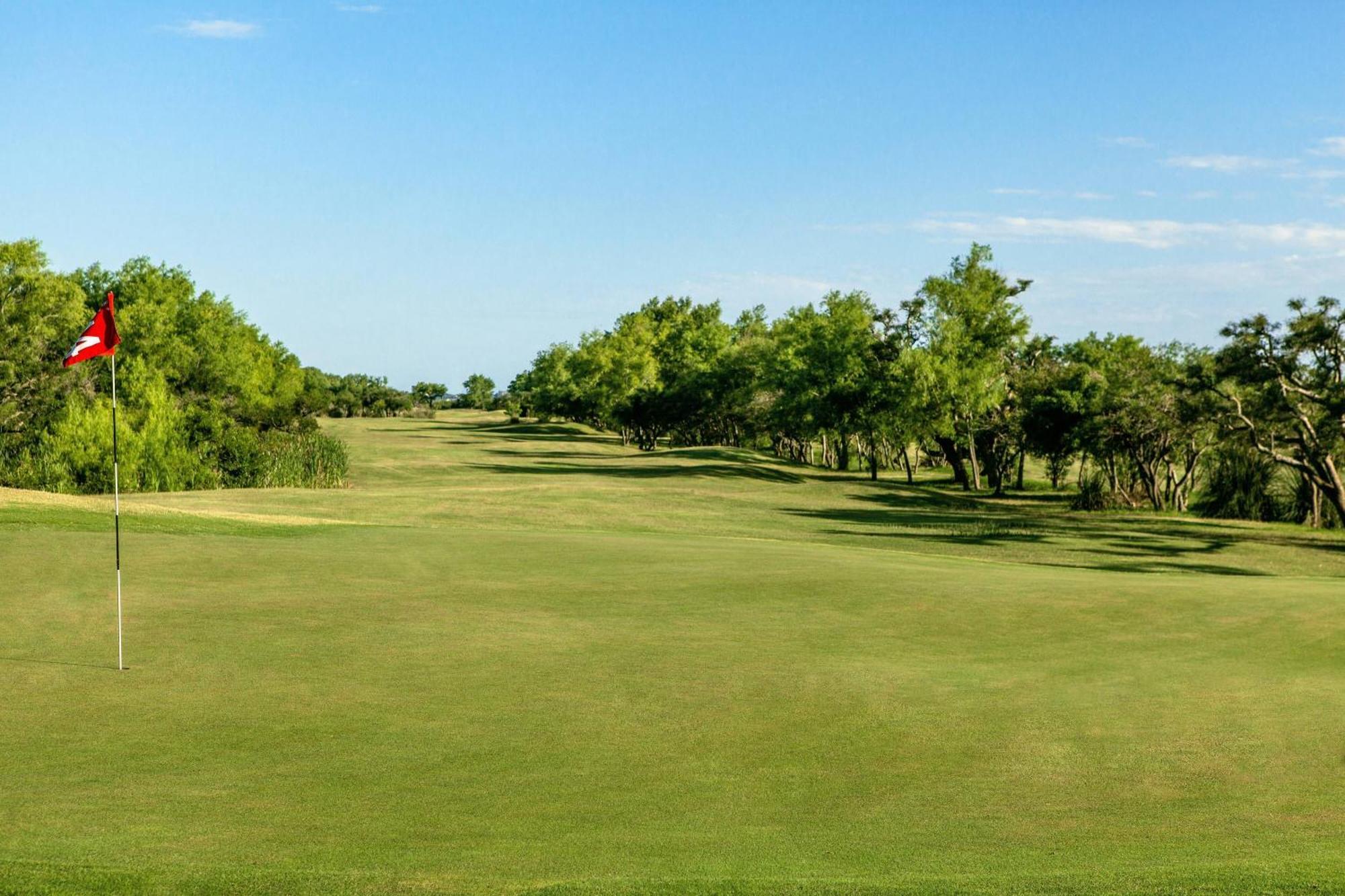 Sheraton Colonia Golf And Spa Resort Colonia del Sacramento Esterno foto Golf course at the University of North Texas