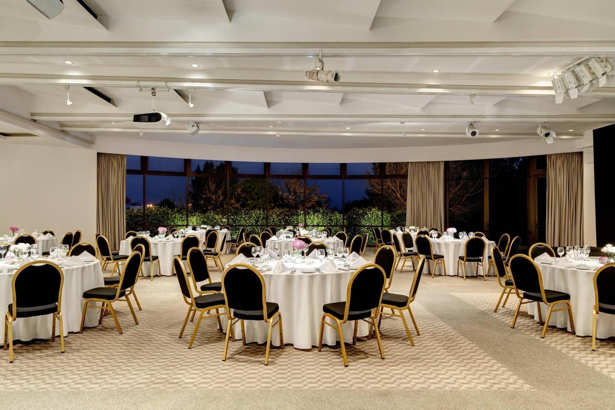 Sheraton Colonia Golf And Spa Resort Colonia del Sacramento Esterno foto The Westin Palace, Madrid