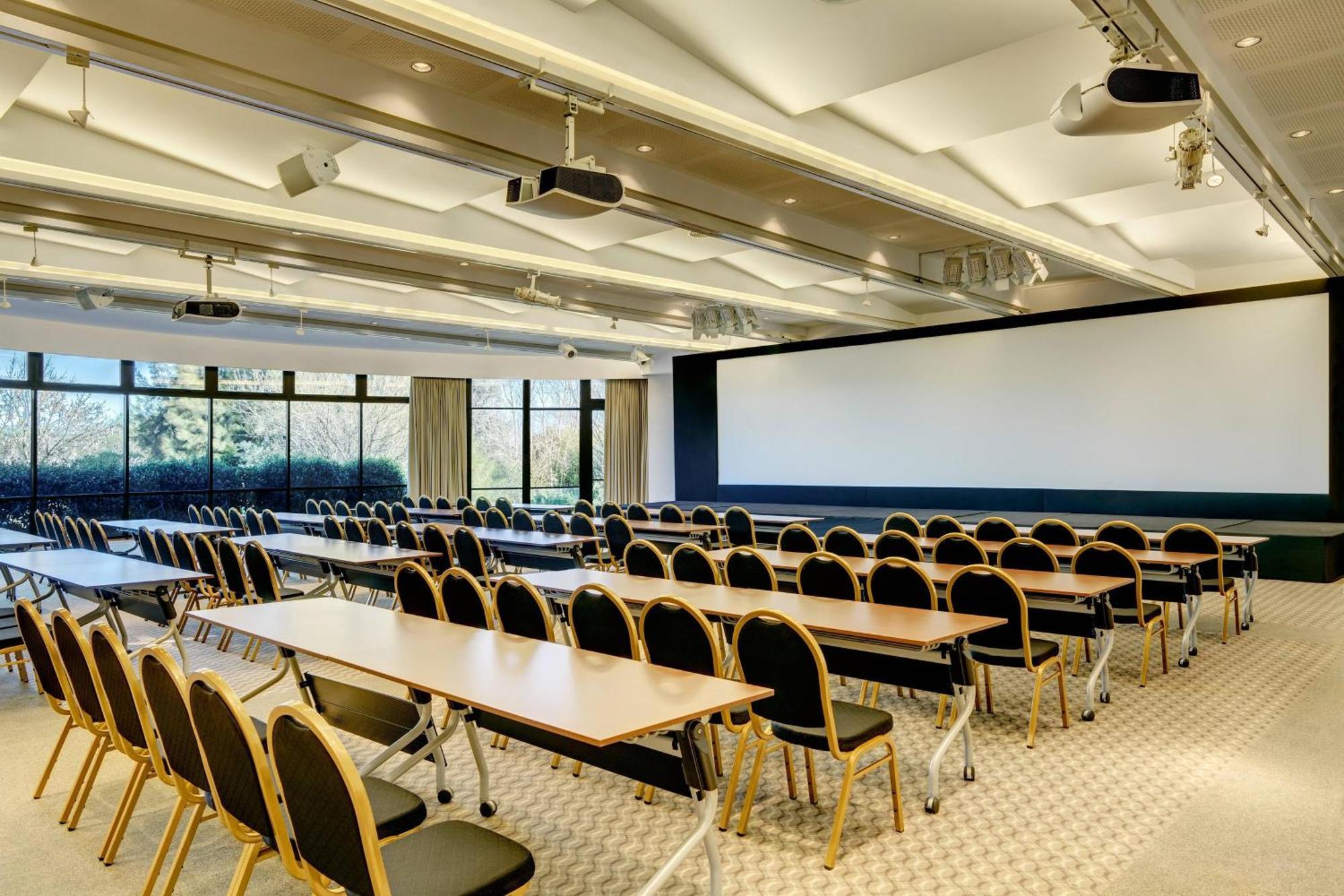 Sheraton Colonia Golf And Spa Resort Colonia del Sacramento Esterno foto Conference room